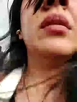 Snapshot of aisha_latina chatting on 12/11/24, 09:01 aisha latina online show from 12/11/24, 09:01