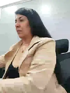 Snapshot of aisha_latina chatting on 02/24/25, 03:09 aisha latina online show from 02/24/25, 03:09