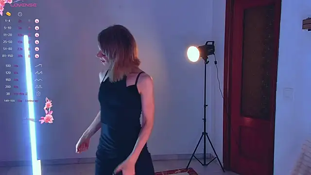 Arielle  03 online show from 10/03/25, 03:14