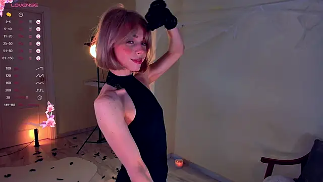 Arielle  03 online show from 10/31/25, 01:39