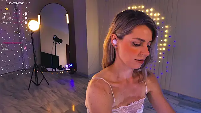 Arielle  03 online show from 06/21/26, 01:19