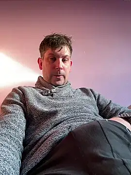 Snapshot of Taxidriver1988 chatting on 12/28/24, 02:53 Taxidriver1988 online show from 12/28/24, 02:53