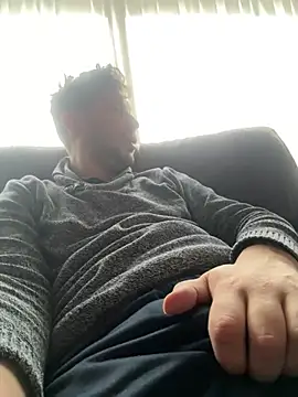 Snapshot of Taxidriver1988 chatting on 01/05/25, 12:21 Taxidriver1988 online show from 01/05/25, 12:21