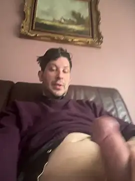 Snapshot of Taxidriver1988 chatting on 01/28/25, 01:27 Taxidriver1988 online show from 01/28/25, 01:27