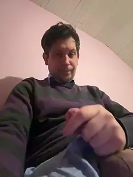 Snapshot of Taxidriver1988 chatting on 02/21/25, 12:17 Taxidriver1988 online show from 02/21/25, 12:17