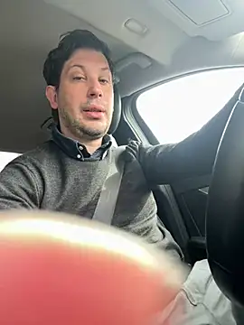 Snapshot of Taxidriver1988 chatting on 02/25/25, 12:45 Taxidriver1988 online show from 02/25/25, 12:45