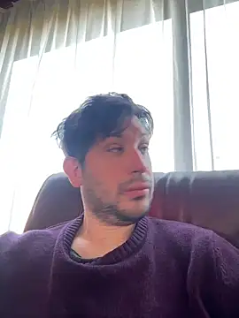 Snapshot of Taxidriver1988 chatting on 03/03/25, 09:33 Taxidriver1988 online show from 03/03/25, 09:33