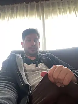 Snapshot of Taxidriver1988 chatting on 03/13/25, 01:29 Taxidriver1988 online show from 03/13/25, 01:29