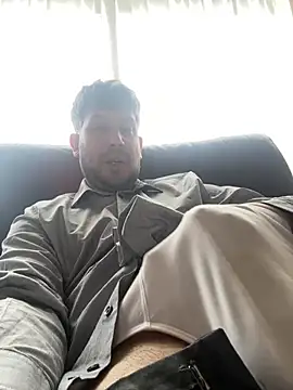 Snapshot of Taxidriver1988 chatting on 03/14/25, 02:08 Taxidriver1988 online show from 03/14/25, 02:08