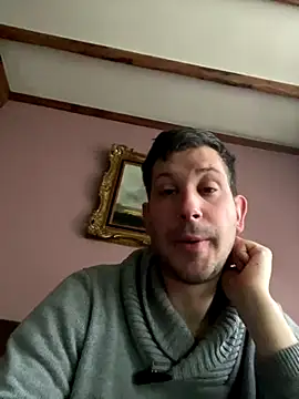 Snapshot of Taxidriver1988 chatting on 11/30/25, 02:43 Taxidriver1988 online show from 11/30/25, 02:43