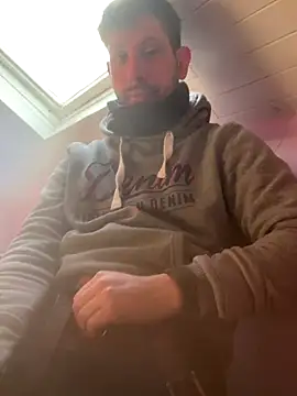 Snapshot of Taxidriver1988 chatting on 01/06/26, 01:26 Taxidriver1988 online show from 01/06/26, 01:26