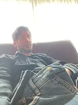 Snapshot of Taxidriver1988 chatting on 03/27/26, 01:22 Taxidriver1988 online show from 03/27/26, 01:22