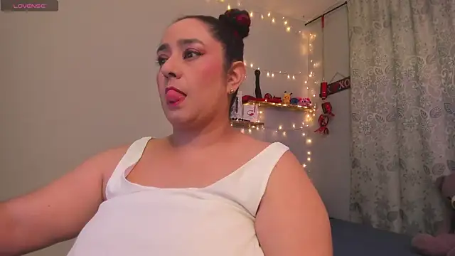 agathaxxx-69 online show from 02/01/25, 06:43