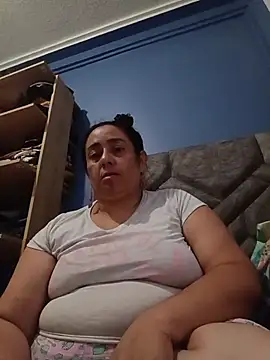 agathaxxx-69 online show from 12/17/25, 10:49