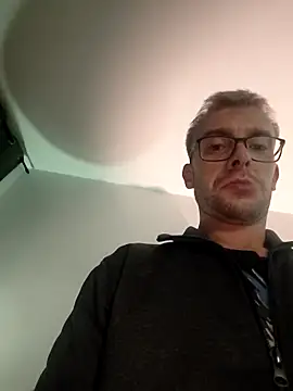 Snapshot of Geilalsboter23 chatting on 11/04/25, 09:14 Geilalsboter23 online show from 11/04/25, 09:14