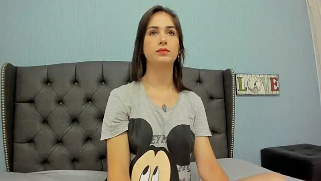 AndreaStivens online show from 03/08/25, 12:09