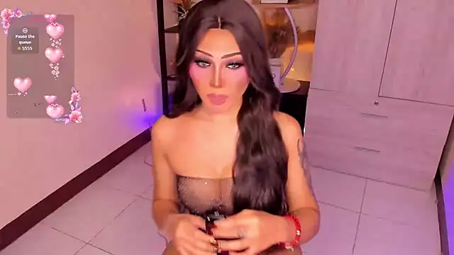 Snapshot of Icon1c_LiLy chatting on 09/18/25, 01:35 Icon1c LiLy online show from 09/18/25, 01:35