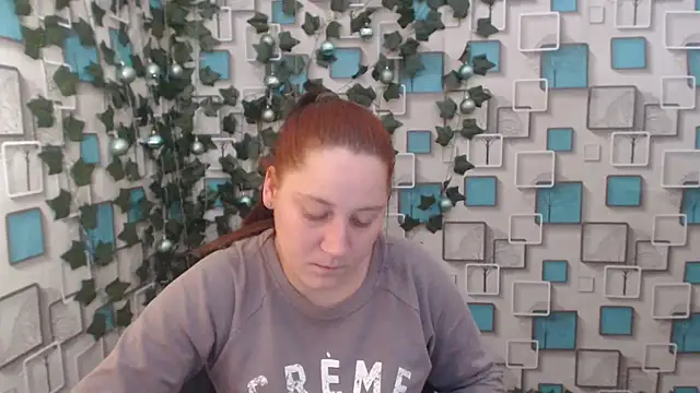 Snapshot of JosieJun_ chatting on 12/27/24, 07:24 JosieJun online show from 12/27/24, 07:24