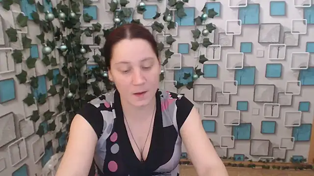 Snapshot of JosieJun_ chatting on 01/10/25, 11:39 JosieJun online show from 01/10/25, 11:39