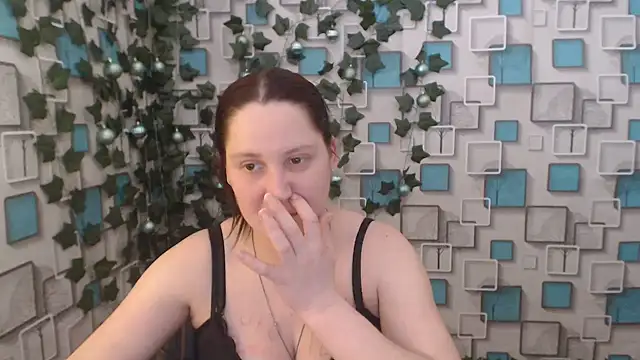 Snapshot of JosieJun_ chatting on 01/17/25, 10:56 JosieJun online show from 01/17/25, 10:56