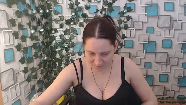 Snapshot of JosieJun_ chatting on 01/24/25, 07:18 JosieJun online show from 01/24/25, 07:18