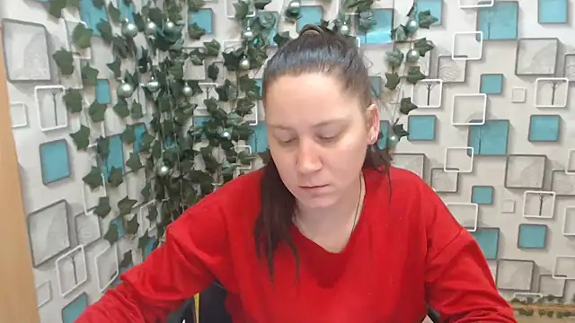 Snapshot of JosieJun_ chatting on 02/04/25, 08:38 JosieJun online show from 02/04/25, 08:38