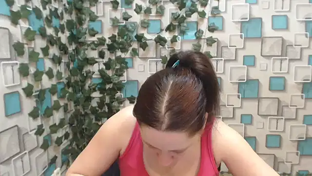 Snapshot of JosieJun_ chatting on 02/12/25, 09:11 JosieJun online show from 02/12/25, 09:11