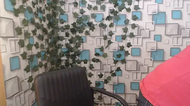 Snapshot of JosieJun_ chatting on 02/28/25, 04:21 JosieJun online show from 02/28/25, 04:21