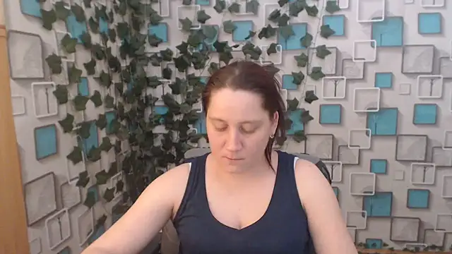 Snapshot of JosieJun_ chatting on 03/14/25, 12:43 JosieJun online show from 03/14/25, 12:43