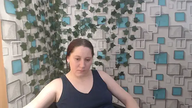 Snapshot of JosieJun_ chatting on 03/20/25, 12:30 JosieJun online show from 03/20/25, 12:30