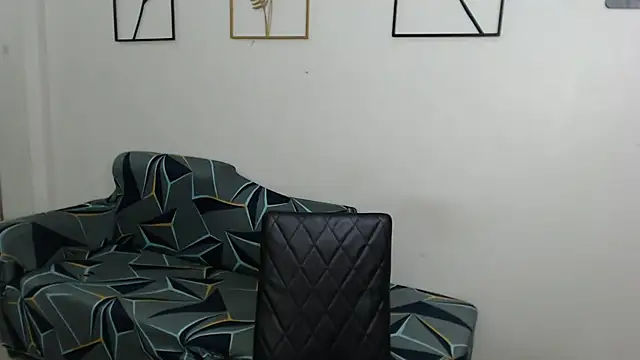 Snapshot of AmazingLuchie chatting on 02/17/25, 05:47 AmazingLuchie online show from 02/17/25, 05:47