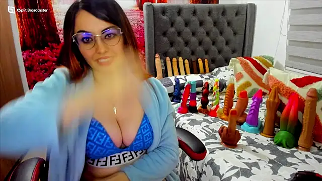 Snapshot of sofia23dirty chatting on 02/05/25, 04:47 sofia23dirty online show from 02/05/25, 04:47