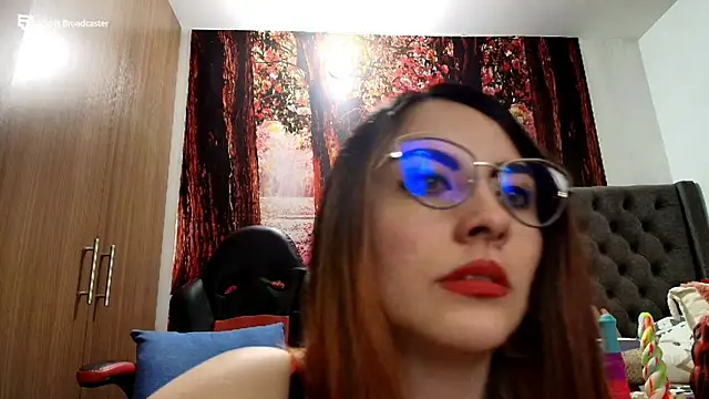 Snapshot of sofia23dirty chatting on 02/26/25, 11:48 sofia23dirty online show from 02/26/25, 11:48