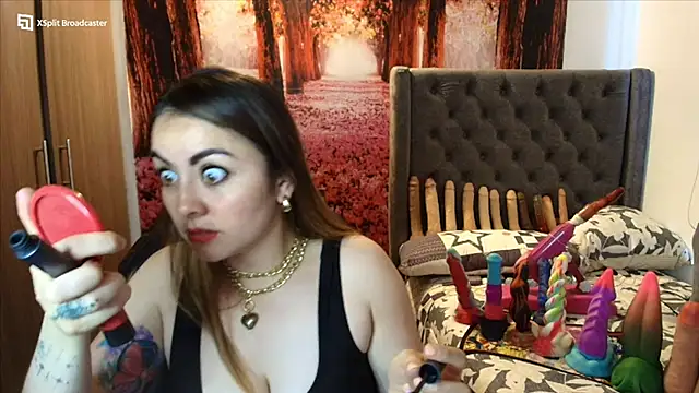 Snapshot of sofia23dirty chatting on 10/08/25, 06:38 sofia23dirty online show from 10/08/25, 06:38