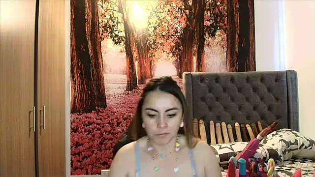 Snapshot of sofia23dirty chatting on 10/25/25, 02:46 sofia23dirty online show from 10/25/25, 02:46