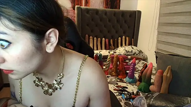 sofia23dirty online show from 04/29/26, 10:27
