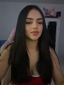 Snapshot of anniehart chatting on 11/12/25, 01:17 anniehart online show from 11/12/25, 01:17