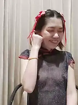 Snapshot of Little_suzy5 chatting on 01/23/25, 08:13 Little suzy5 online show from 01/23/25, 08:13