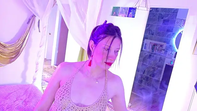 Snapshot of magali_19 chatting on 10/25/25, 09:42 magali 19 online show from 10/25/25, 09:42