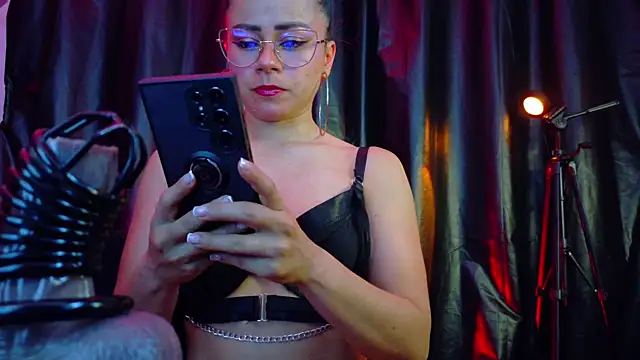 MistressSlut1 online show from 10/08/25, 11:19