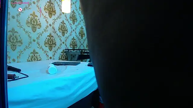 KARATIBBY COX online show from 09/18/25, 09:06