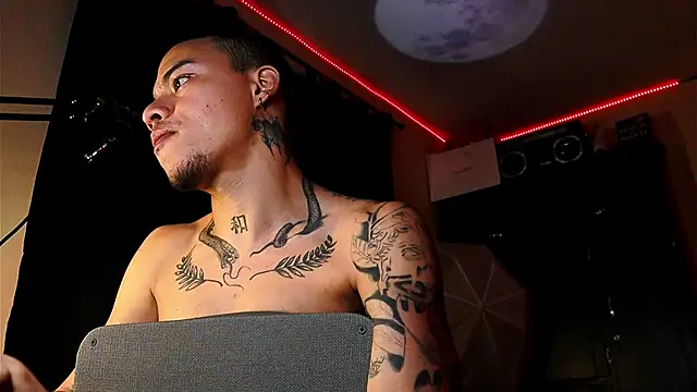 Snapshot of BestMasterForYou chatting on 10/08/25, 04:10 BestMasterForYou online show from 10/08/25, 04:10