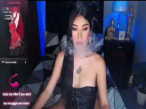 Snapshot of BigCockGODDESS chatting on 12/18/24, 02:49 BigCockGODDESS online show from 12/18/24, 02:49