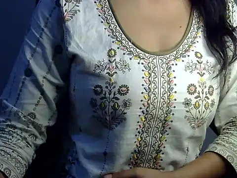SiaraSiyA online show from 05/03/26, 08:20