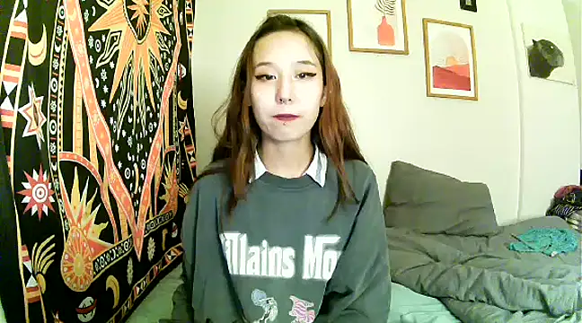 Snapshot of hazelseason chatting on 12/20/24, 05:57 hazelseason online show from 12/20/24, 05:57