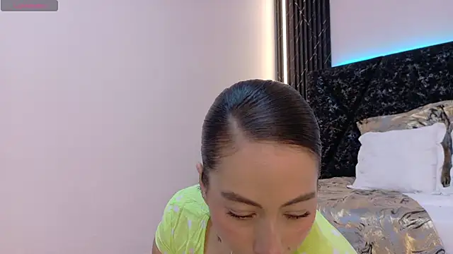 Snapshot of niky_smit chatting on 01/23/25, 11:48 niky smit online show from 01/23/25, 11:48