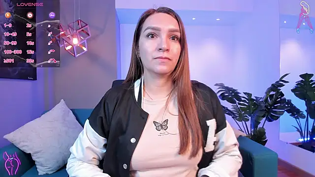 miataylorr1 online show from 11/25/25, 11:21