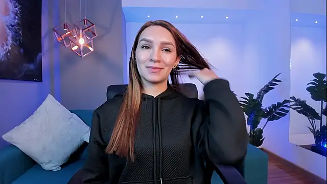 miataylorr1 online show from 02/18/26, 11:50