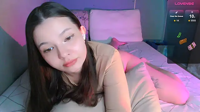 Snapshot of bbycolada chatting on 03/17/25, 08:19 bbycolada online show from 03/17/25, 08:19