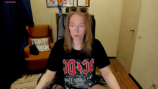  fiona Love online show from 05/14/26, 08:04